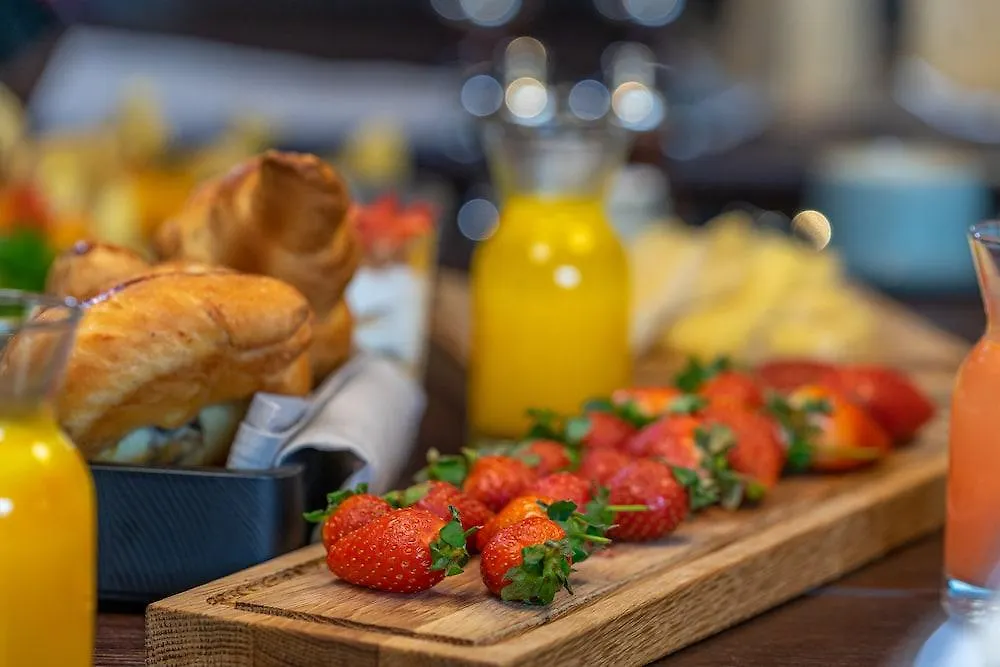 ****  Bes Hotel Bergamo Ovest Mozzo Italy