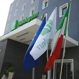 Milan Nord Zara By Ihg Чинизелло-Бальзамо